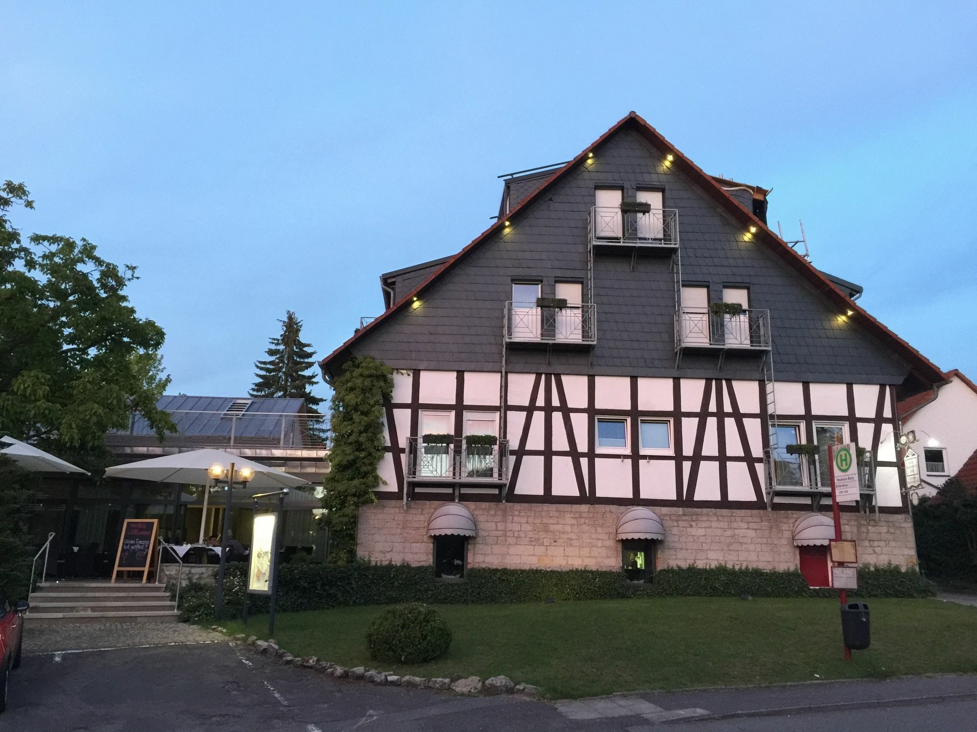 Hotel An der Wasserburg Wolfsburg Exterior foto